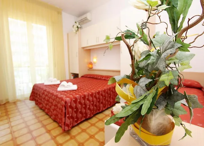 Carlo 3* ريميني