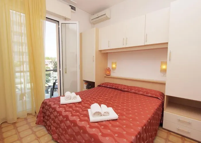 Carlo 3* רימיני